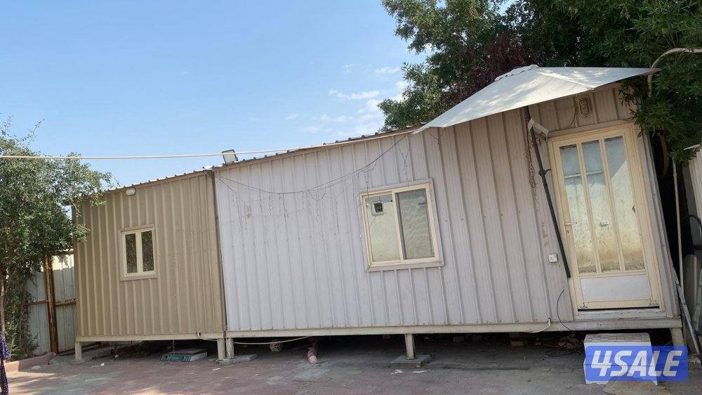 للبيه شاليهين مفتوحين على بعض نظااف مع حمام1