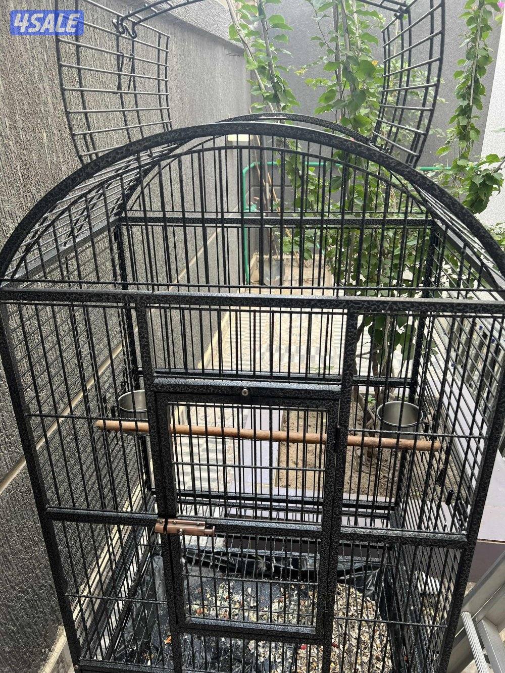 للبيع قفص كبير يصلح للطيور الناطقه2