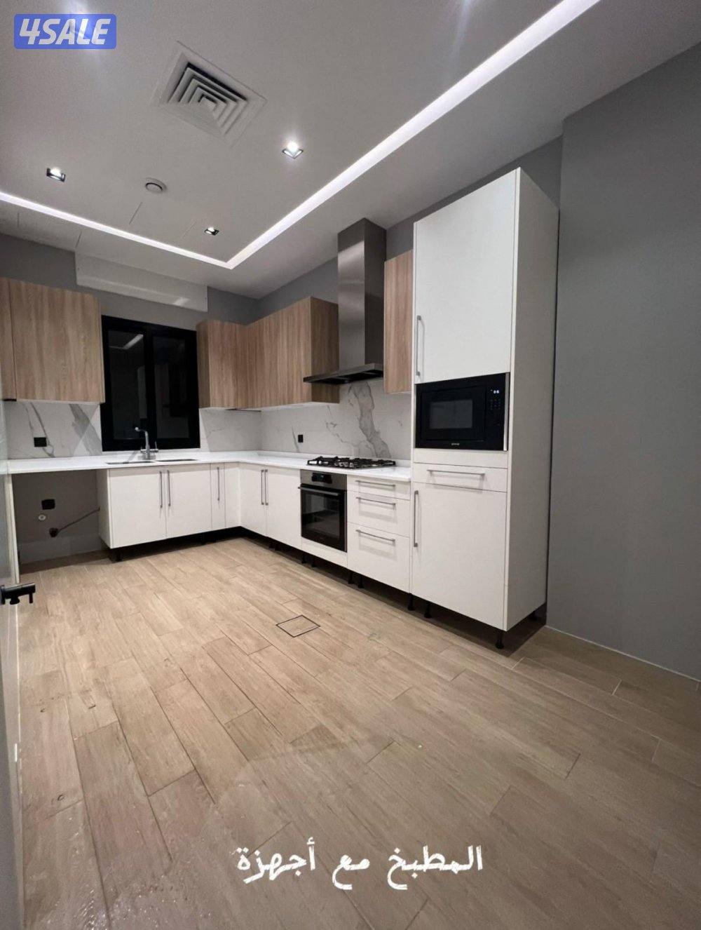 شقه للايجار مميزة ٣غرف واحد غرفه مستر وغرفتين حادم حمامه  شهرين مجانا2