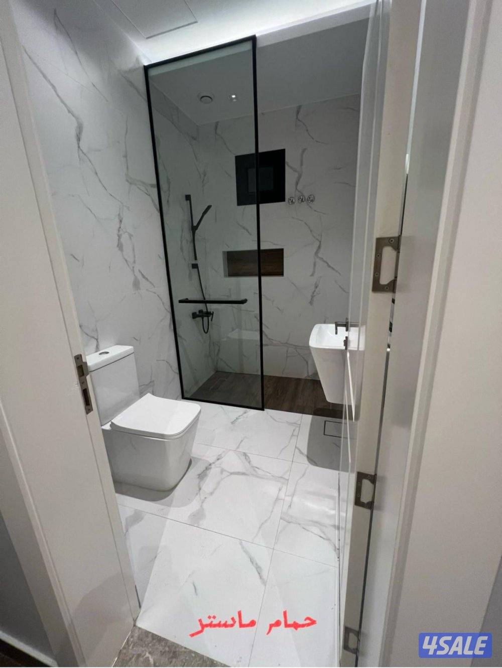 شقه للايجار مميزة ٣غرف واحد غرفه مستر وغرفتين حادم حمامه  شهرين مجانا7