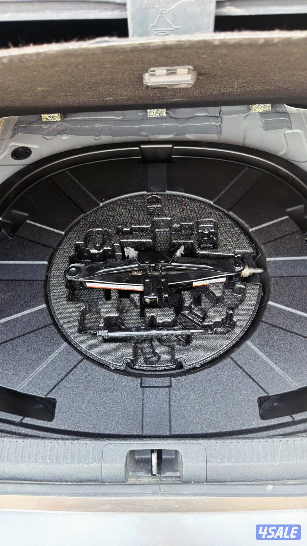 للبيع كامري لمتيد 6 سلندر 20241