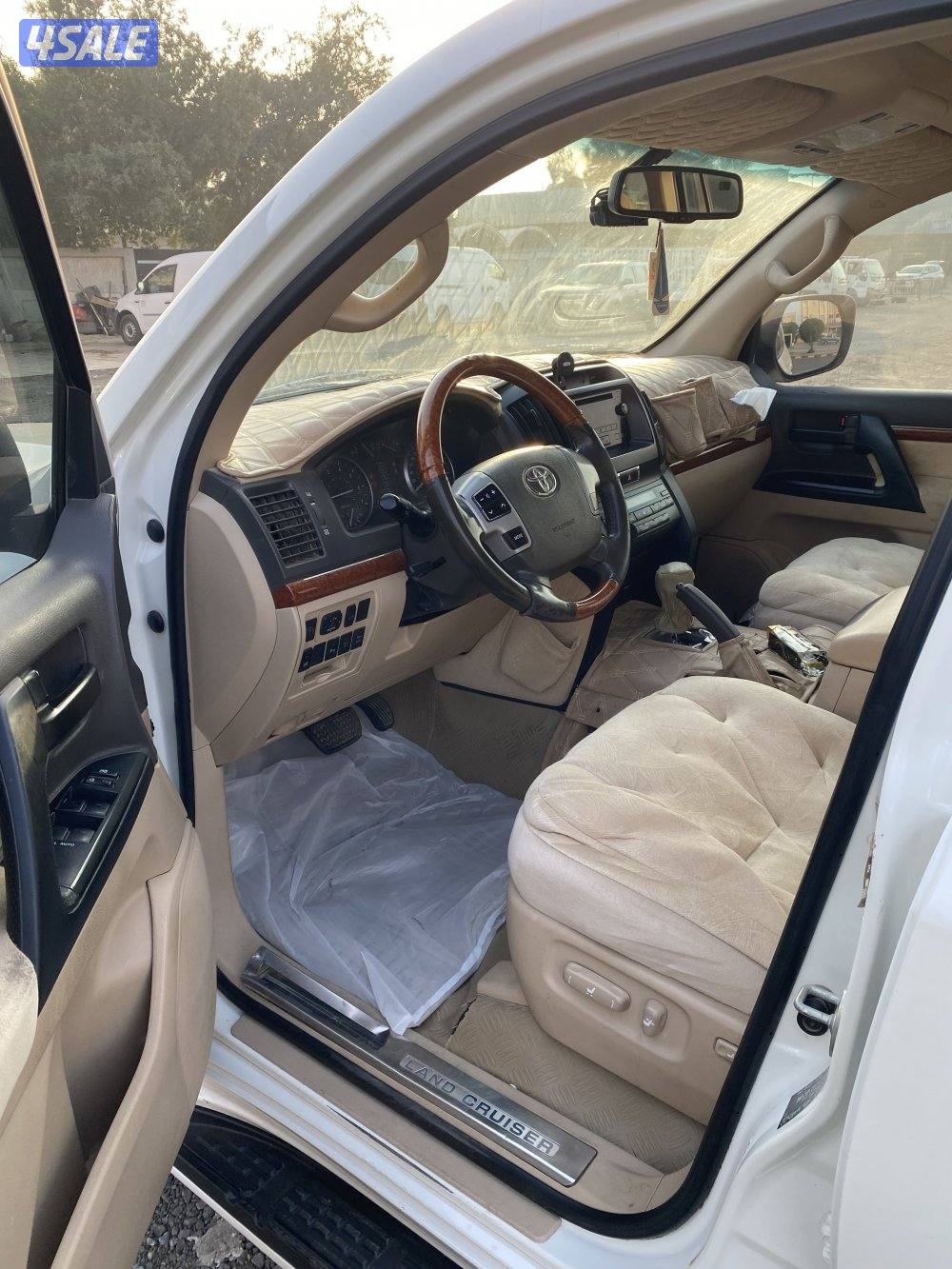 لاندكروزر 20144