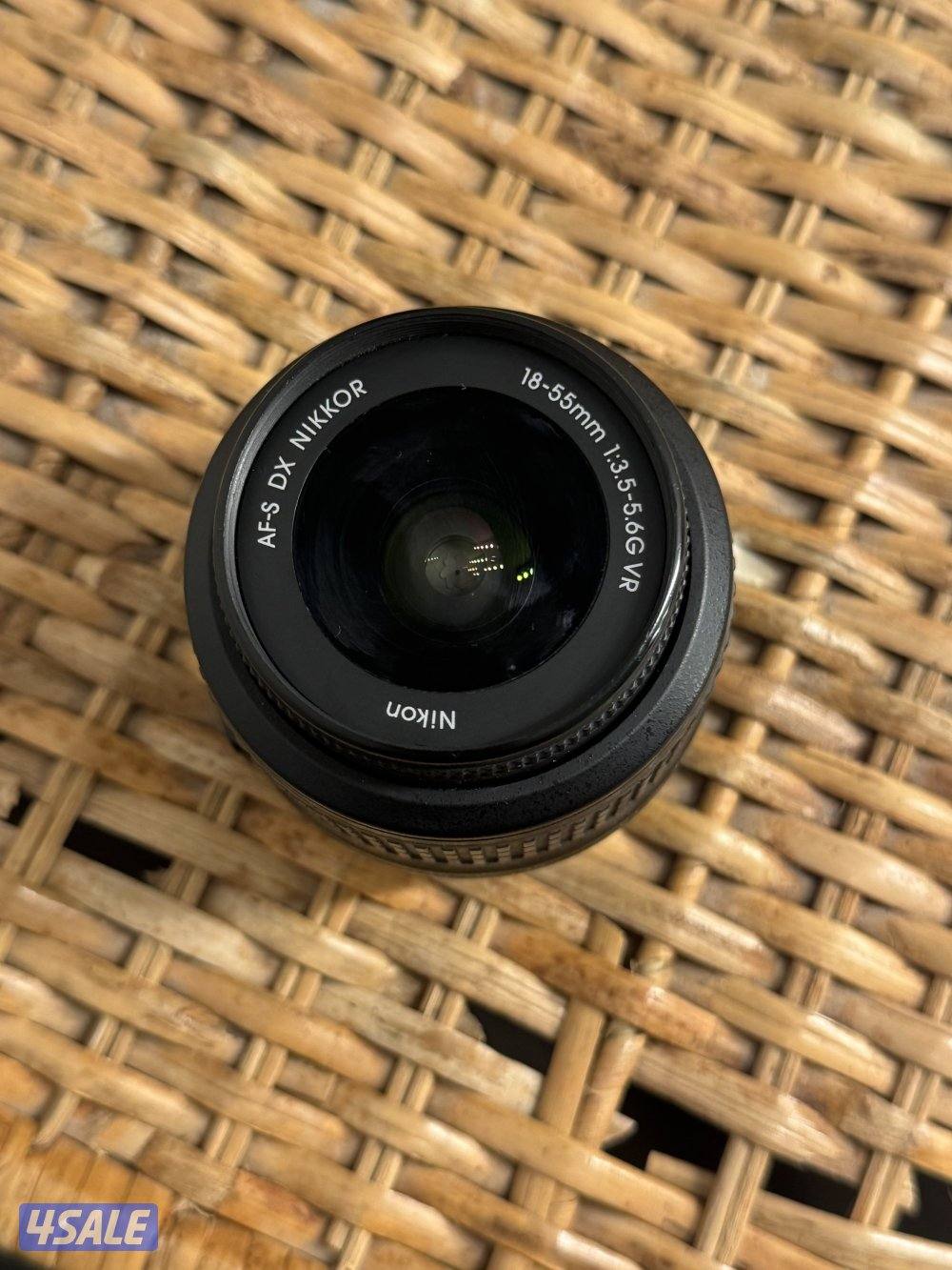 عدسة نيكون 18-55 mm0