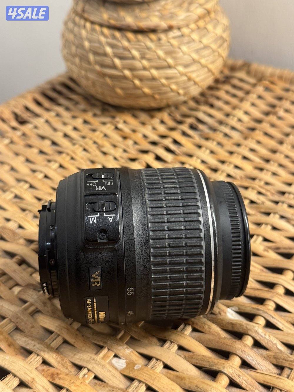 عدسة نيكون 18-55 mm3