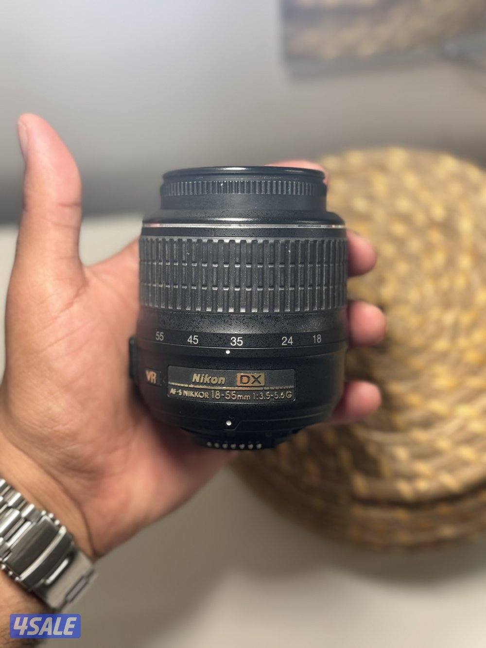 عدسة نيكون 18-55 mm4