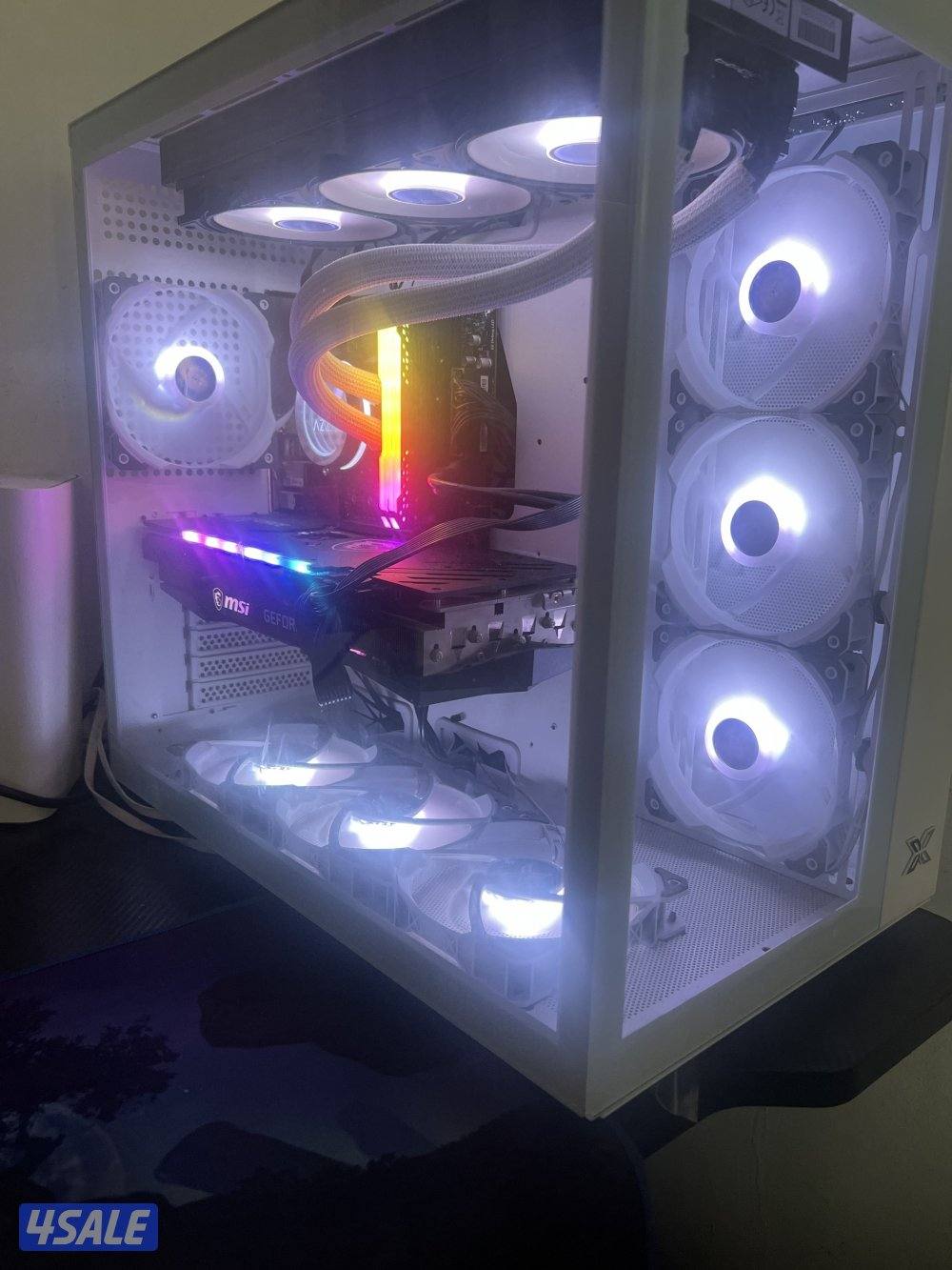 كمبيوتر قيمنق للبيع0