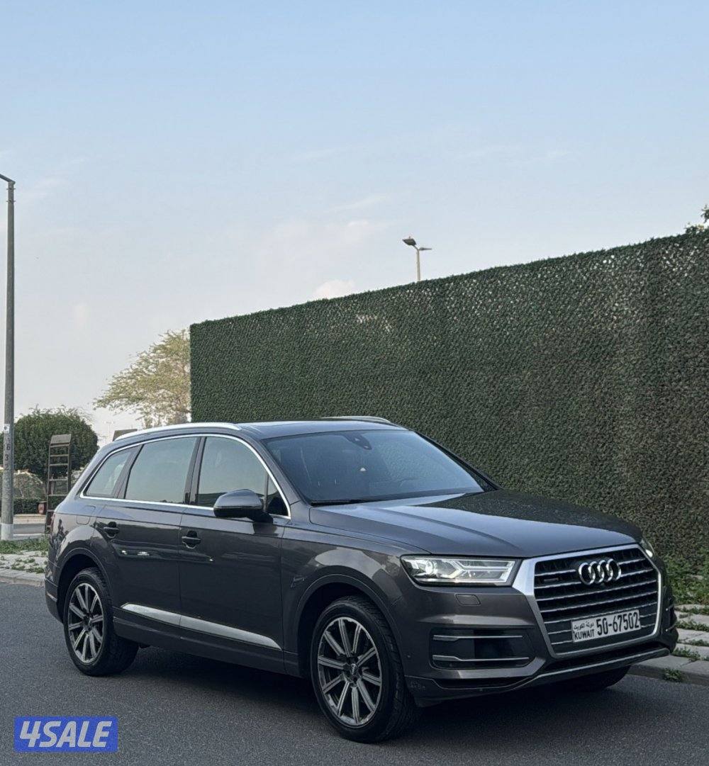اودي Q7 بحالة الوكاله2