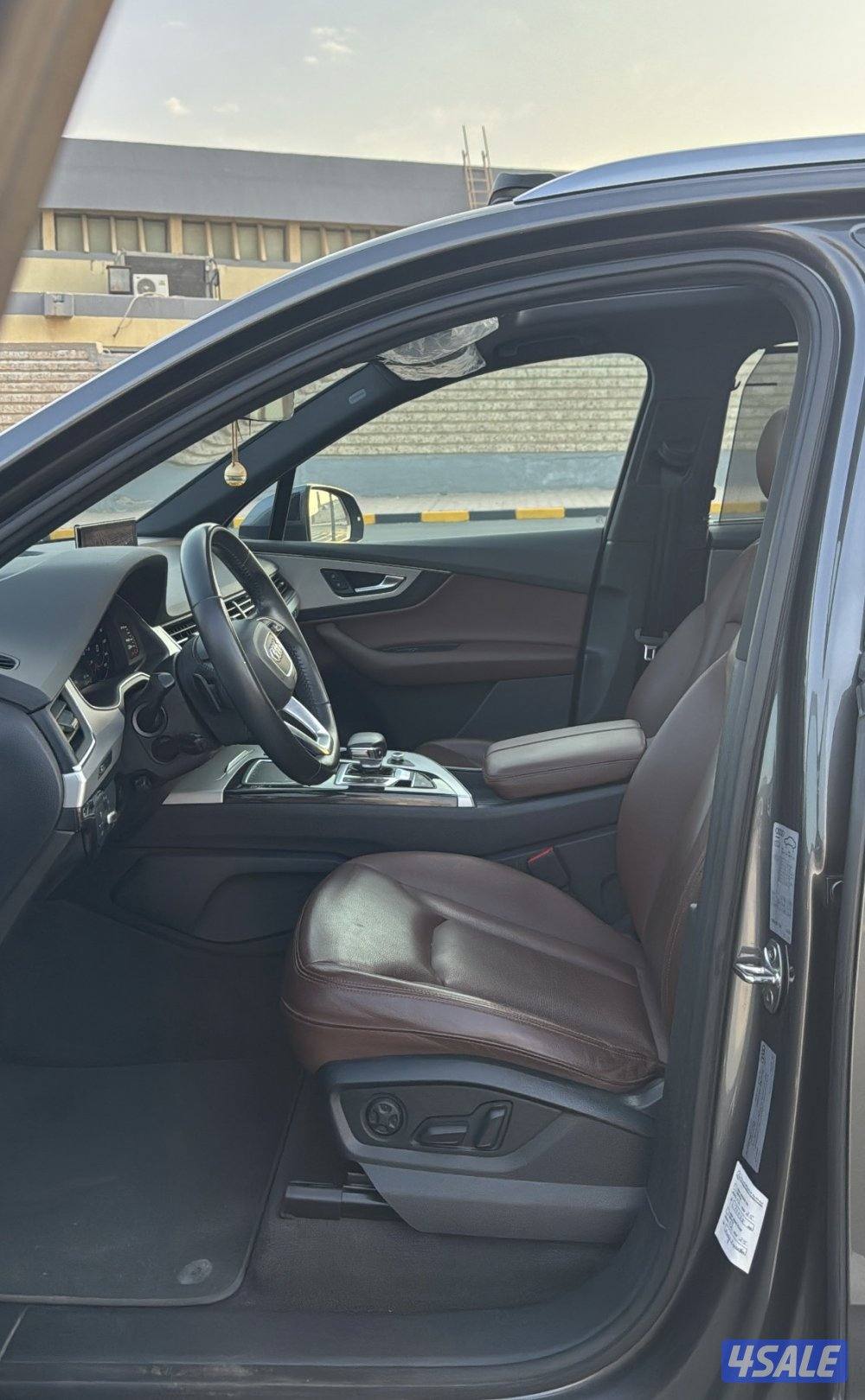 اودي Q7 بحالة الوكاله5