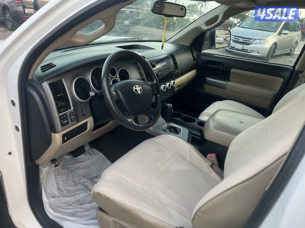 سيكوييا 2013 فتحه تحكمات بحاله ممتازه وشرط الفحص جير مكينه شاصي9