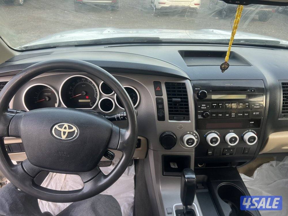 سيكوييا 2013 فتحه تحكمات بحاله ممتازه وشرط الفحص جير مكينه شاصي11