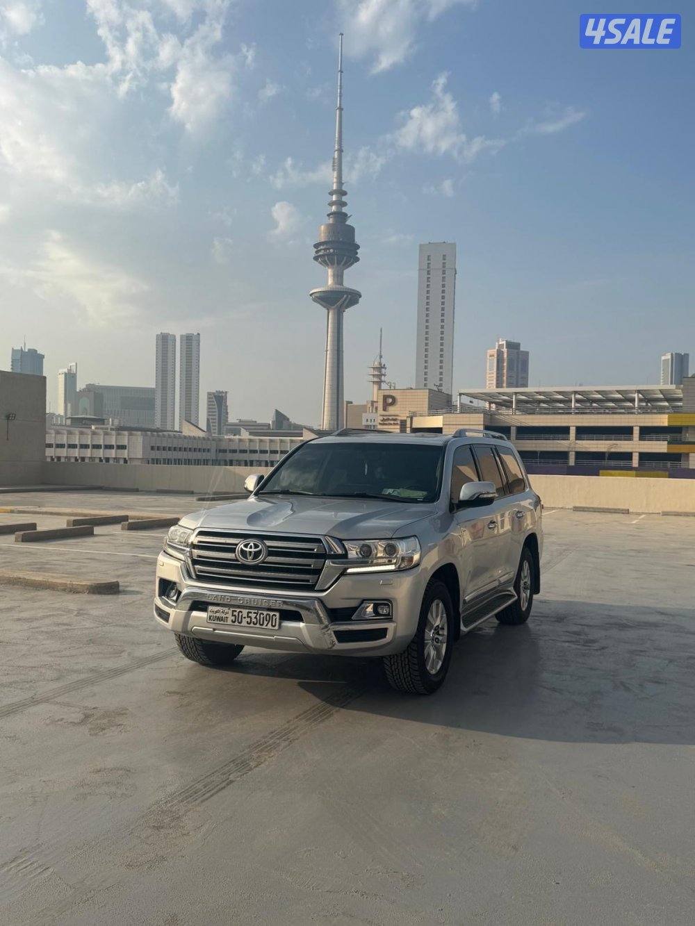 للبيع لاندكروزر GXR 2018 /V83