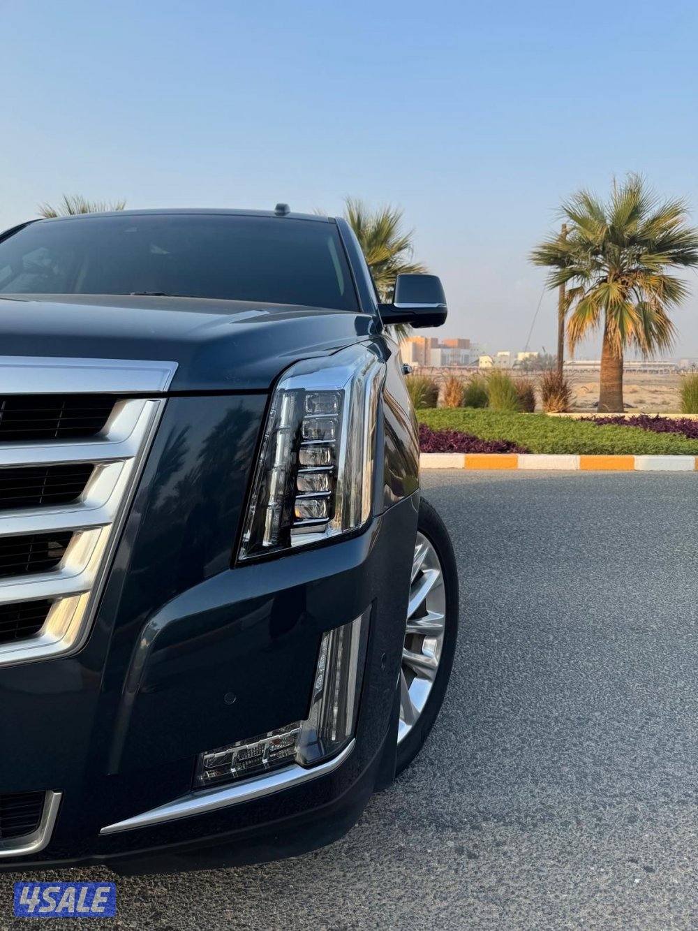 اسكاليد صبغ وكاله دبل قير ماشي ٩٧ الف مديل ٢٠١٩0