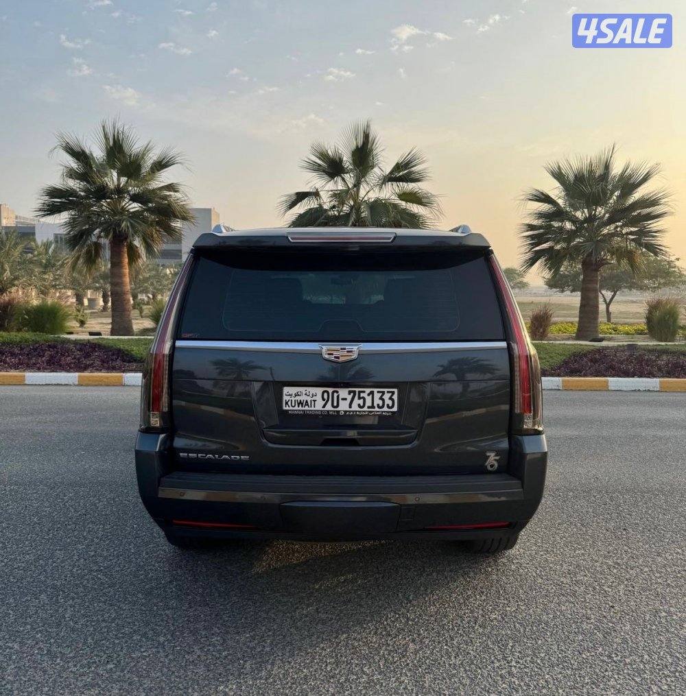 اسكاليد صبغ وكاله دبل قير ماشي ٩٧ الف مديل ٢٠١٩4