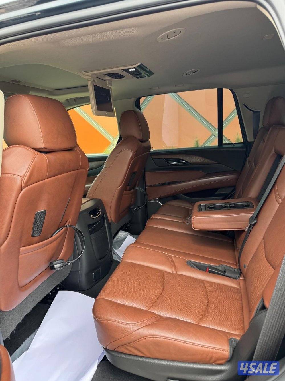 اسكاليد صبغ وكاله دبل قير ماشي ٩٧ الف مديل ٢٠١٩7