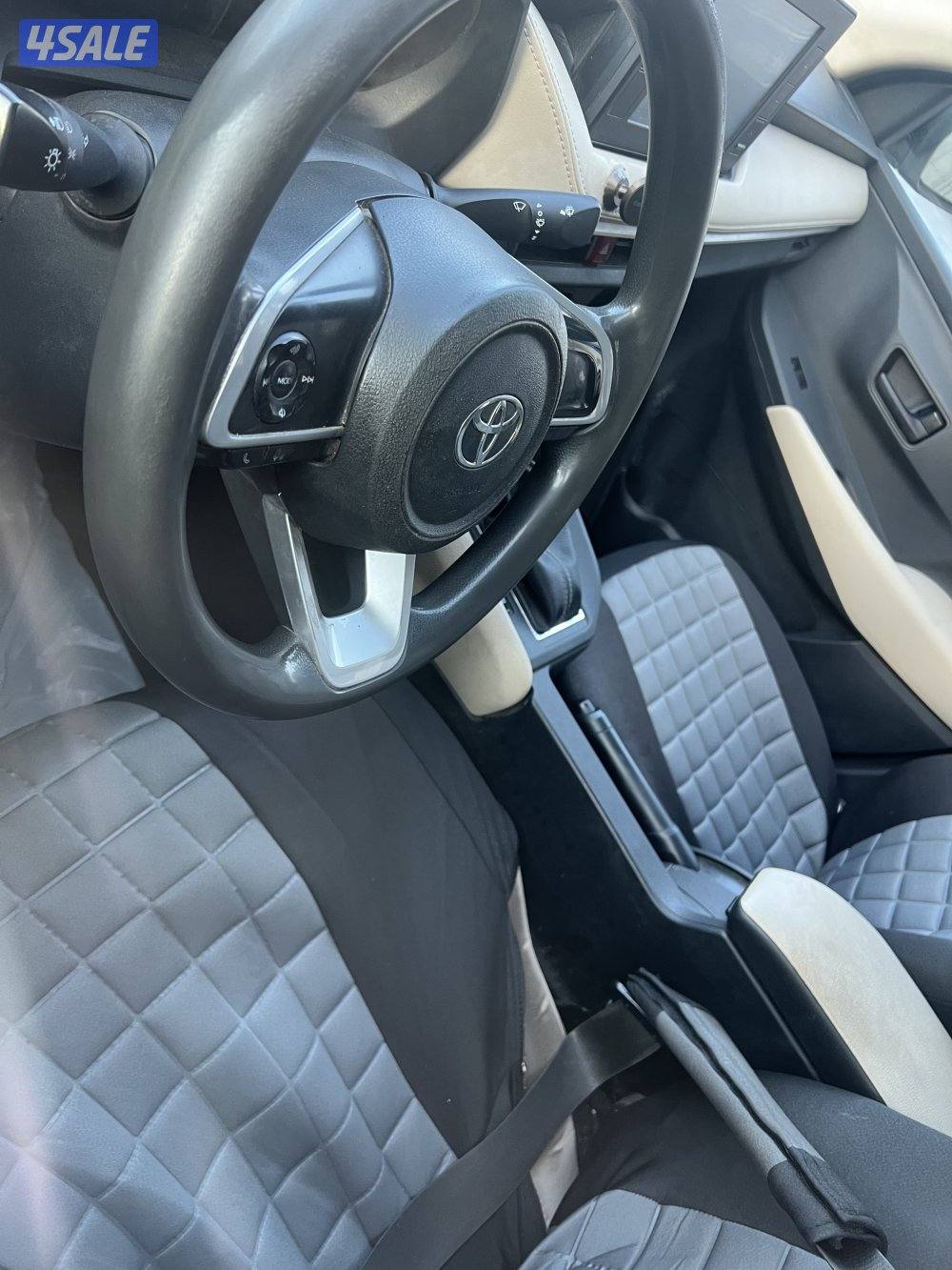 للبيع عدد 6 يارسات موديل 20233