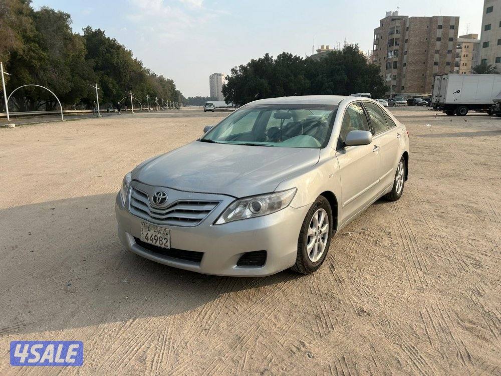 تويوتا كامري ٢٠١١ بحالة ممتازة2