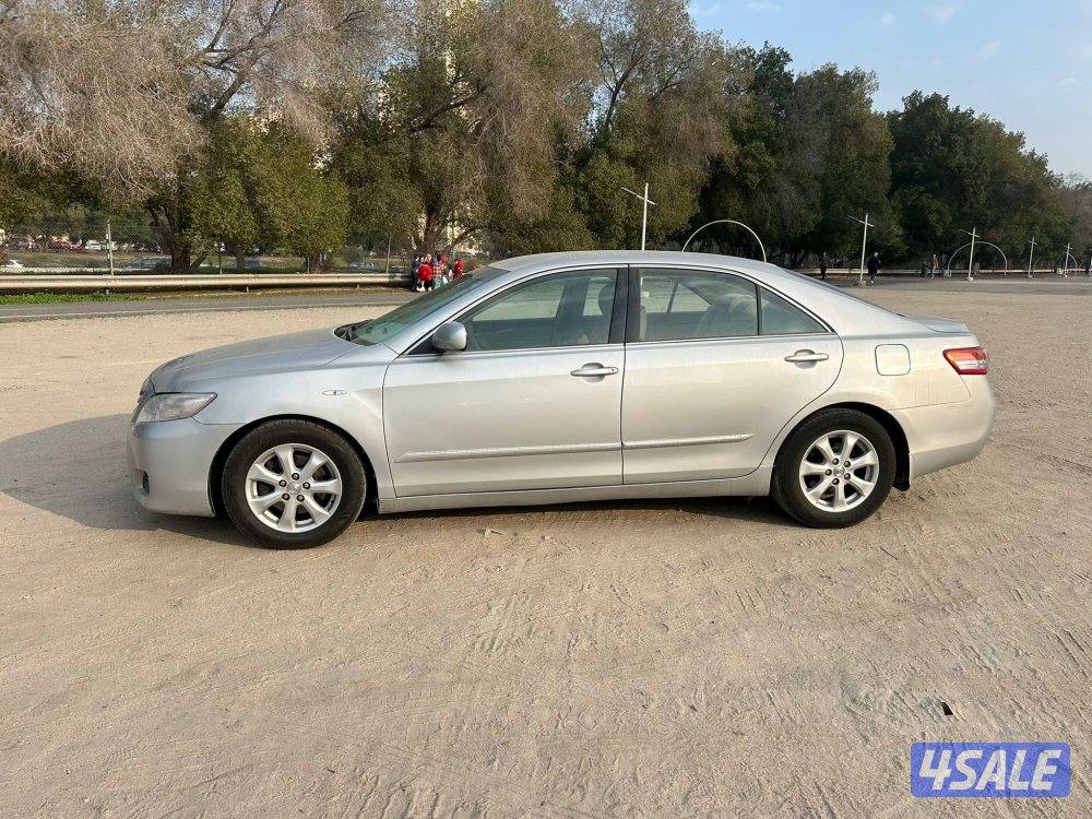 تويوتا كامري ٢٠١١ بحالة ممتازة3