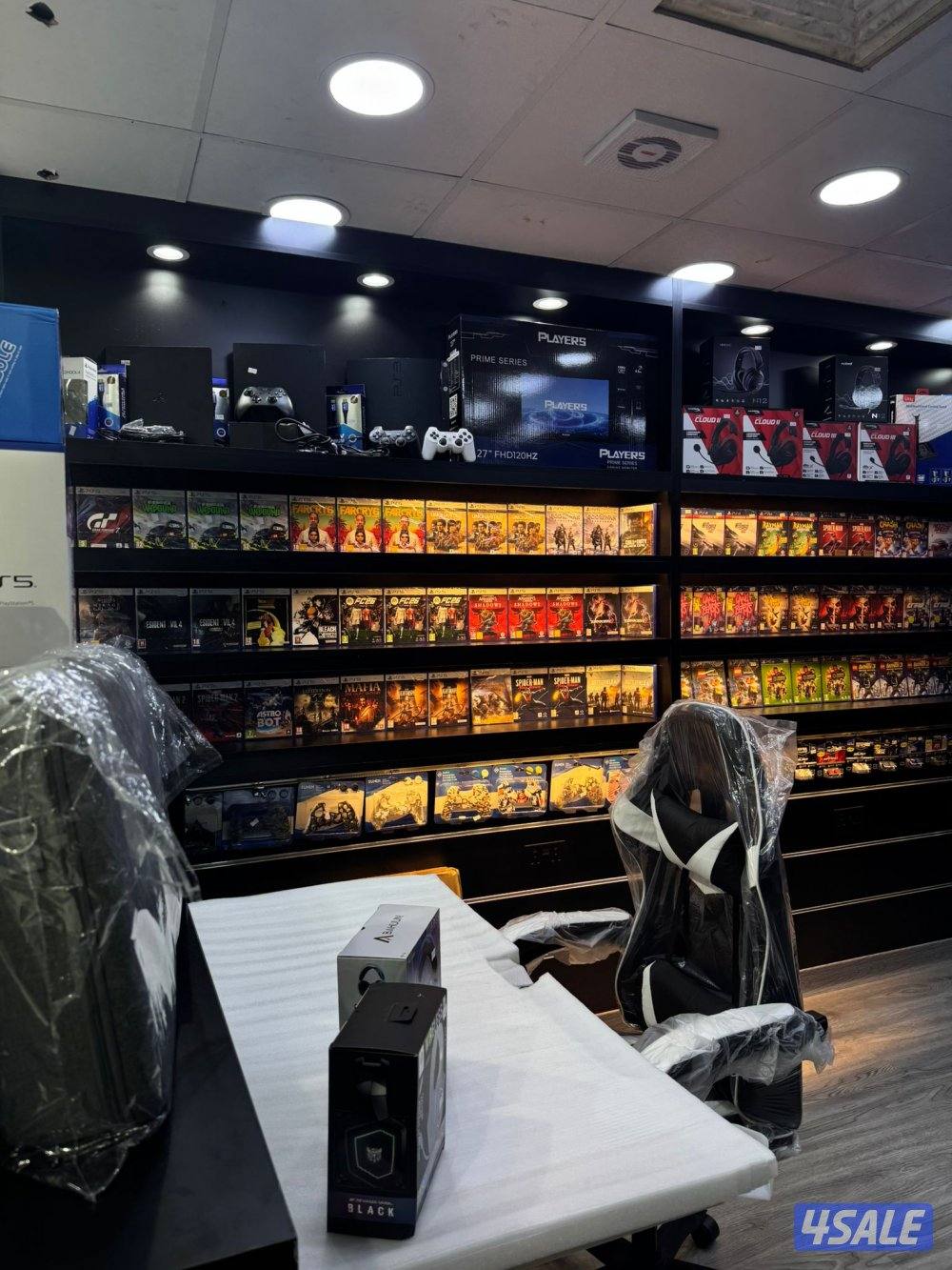 محل بلايستيشن 5،4 وملحقاتها1