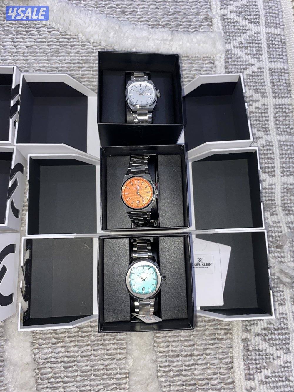 للبيع بالجمله ساعات دانييل كلاين و اقلام كارتير و مونت بلانك و وعطور14