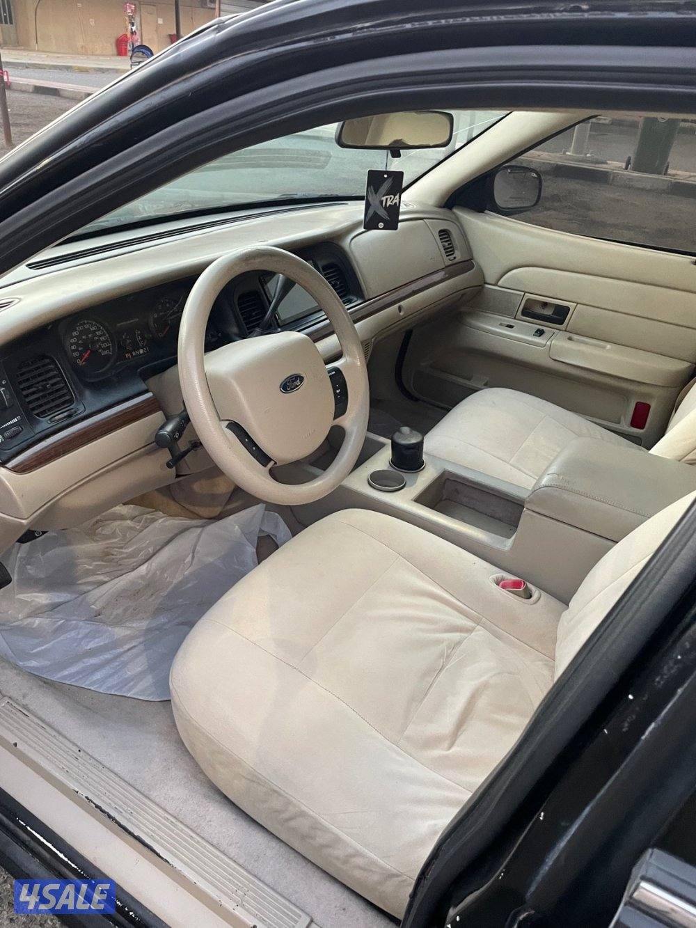 فورد فكتوريا4