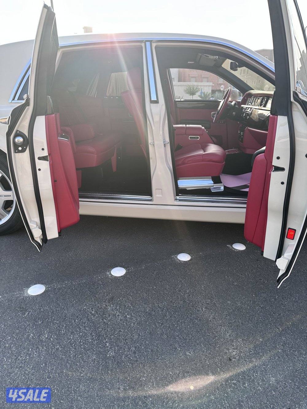 رولزرويس فانتوم طراز 20045