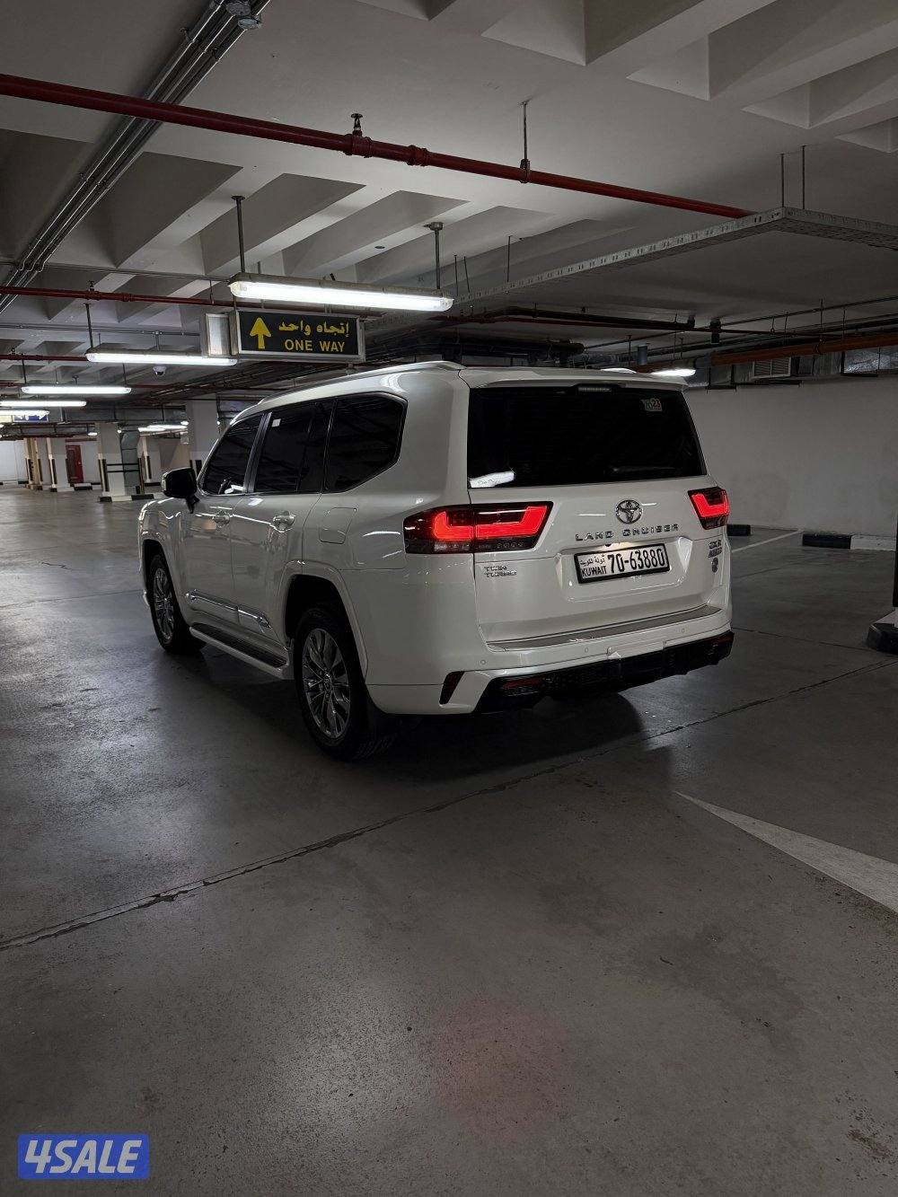 لاند كروزر ايرو اس توين تيربو الفل الدرجة الاولى0