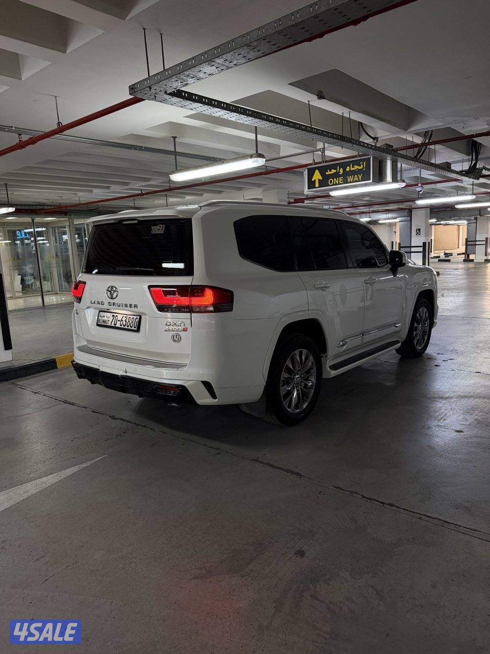 لاند كروزر ايرو اس توين تيربو الفل الدرجة الاولى1