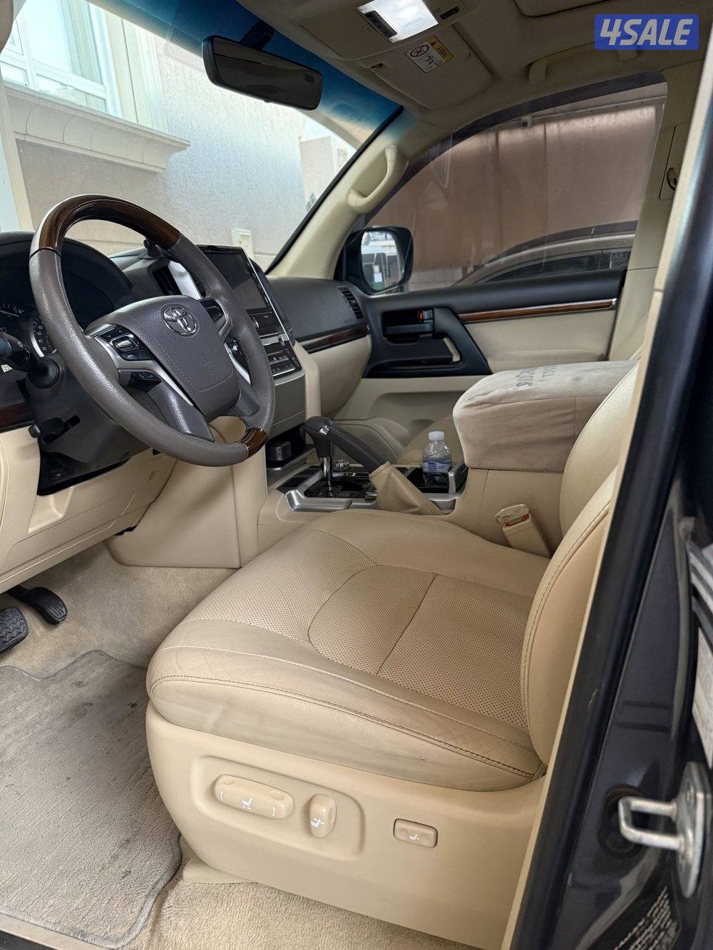 لاند كروزر موديل 20163