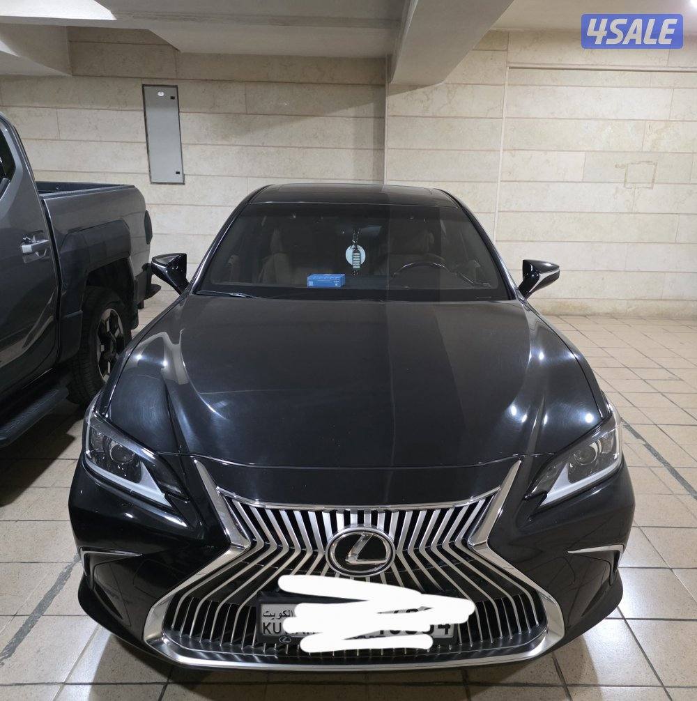 لكزس ES350 تحت الكفاله موديل 2021
وكاله الكويت  
تحت الكفاله 
ماشي ٤٧3