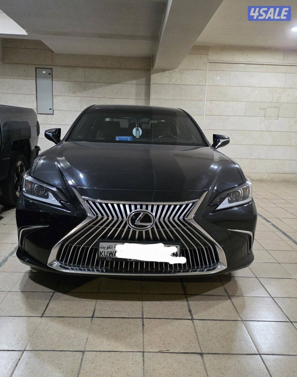 لكزس ES350 تحت الكفاله موديل 2021
وكاله الكويت  
تحت الكفاله 
ماشي ٤٧7