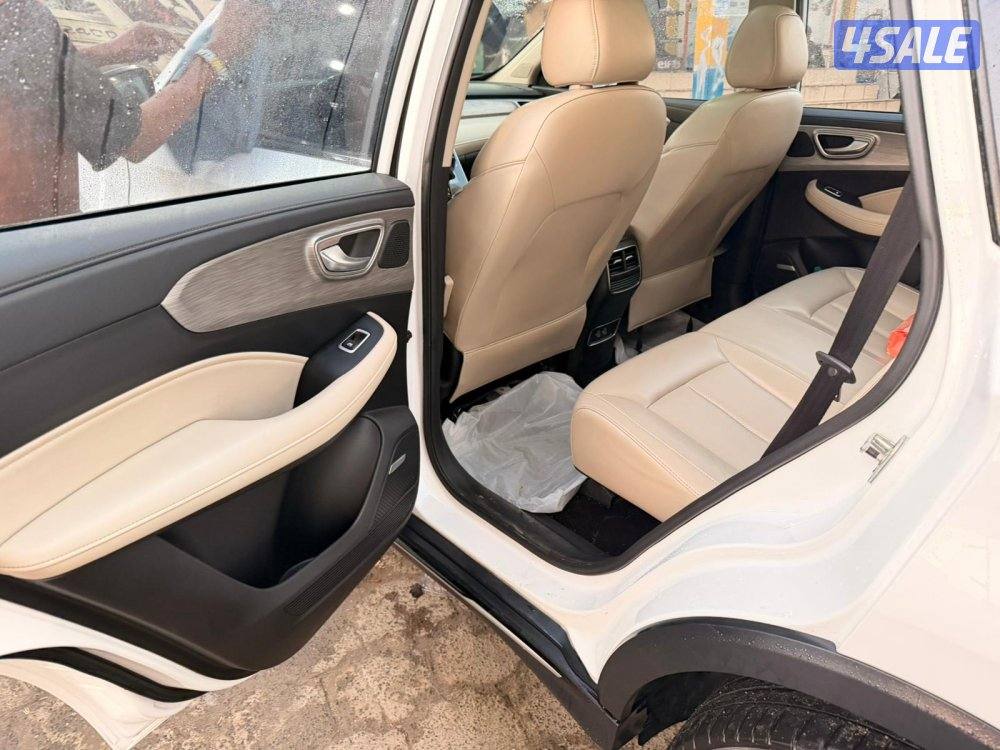 سياره MG RX5 بحاله نادره12