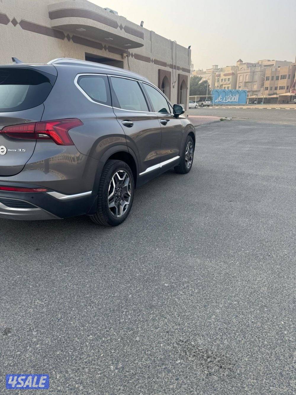 للبيع سنتافي 20232