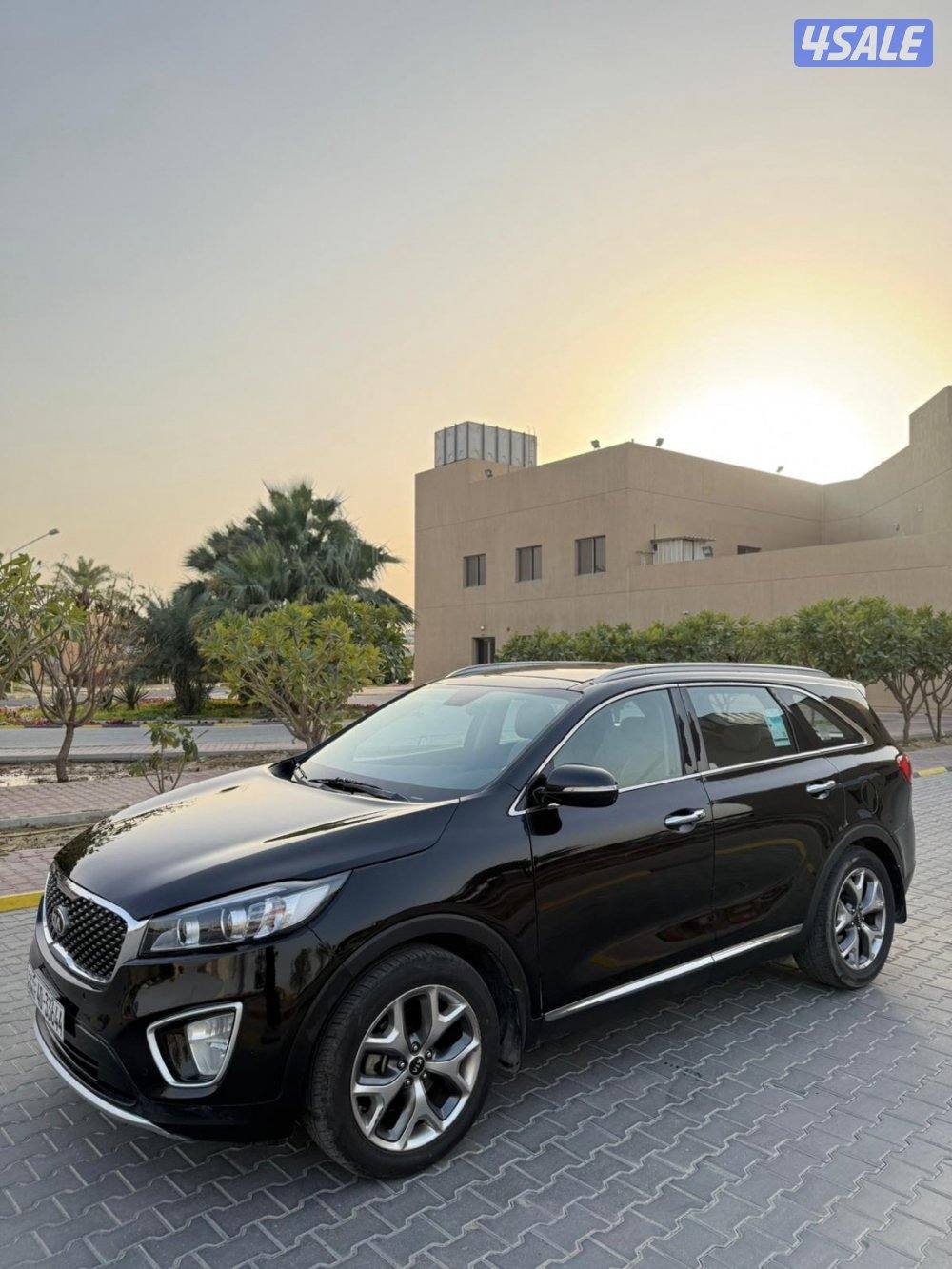 للبيع كيا سورينتو 2017 ماشي 180 الف بحالة الوكالة1