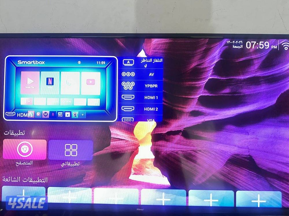 شاشة 42 بوصة بحالة ممتازة للبيع0