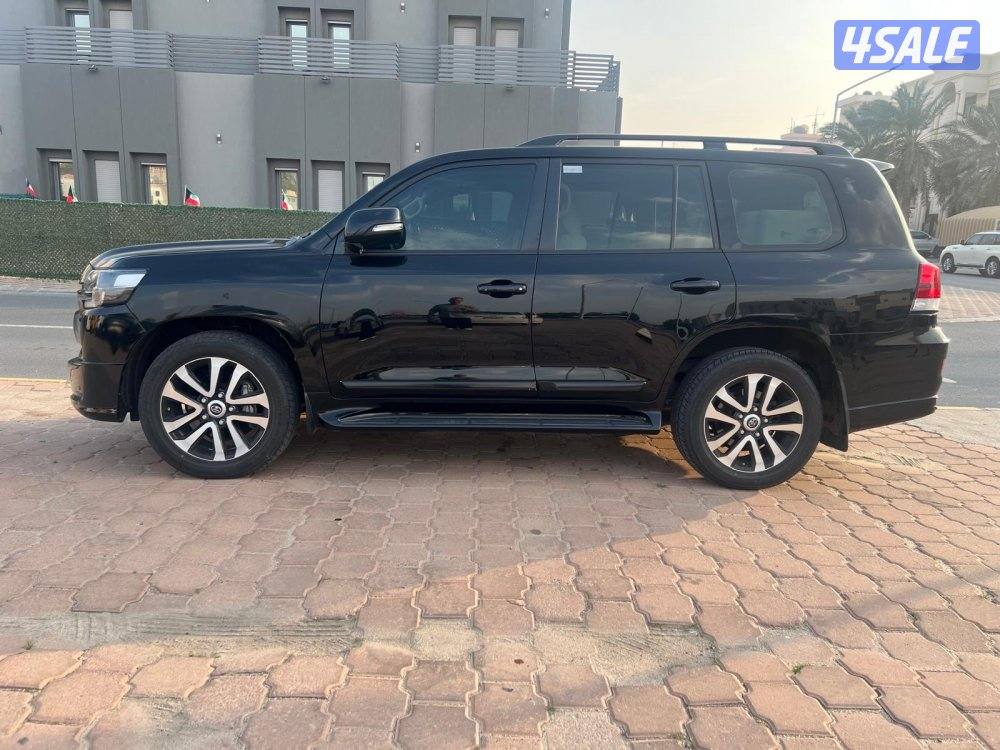 للبيع تويوتا لاندكروزر جراند تورنغ1