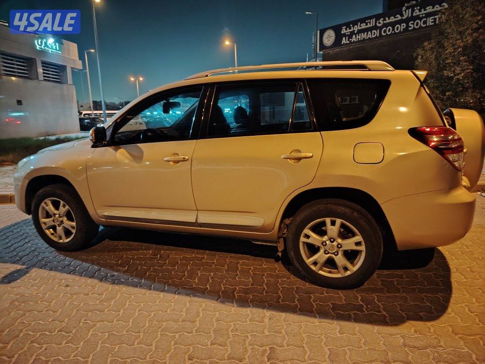 family used. full fresh. look new.original colour.original engine1