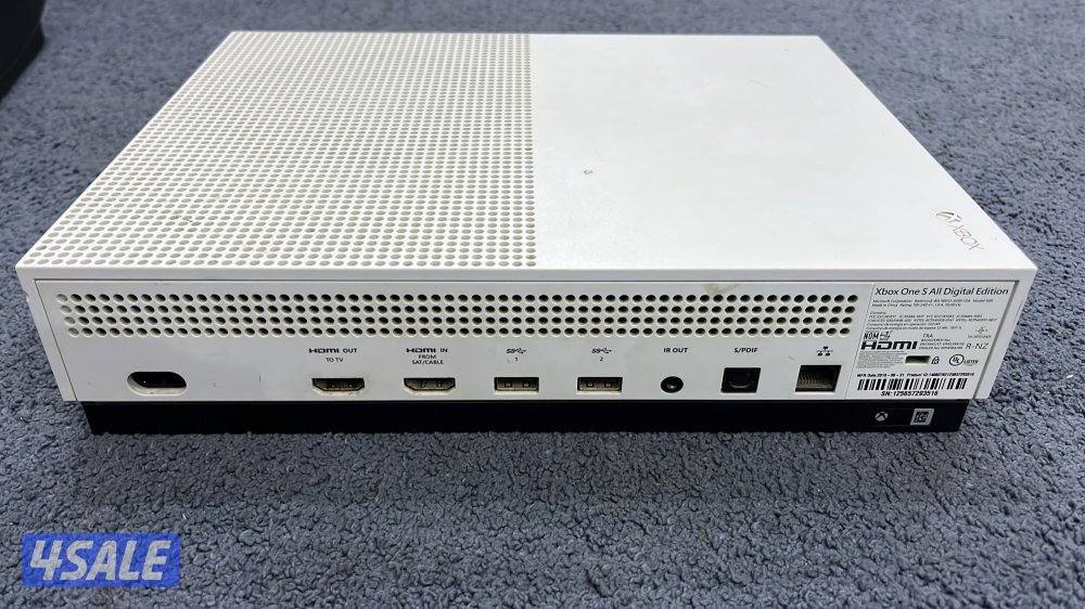 اكس بوكس مع يداتها1