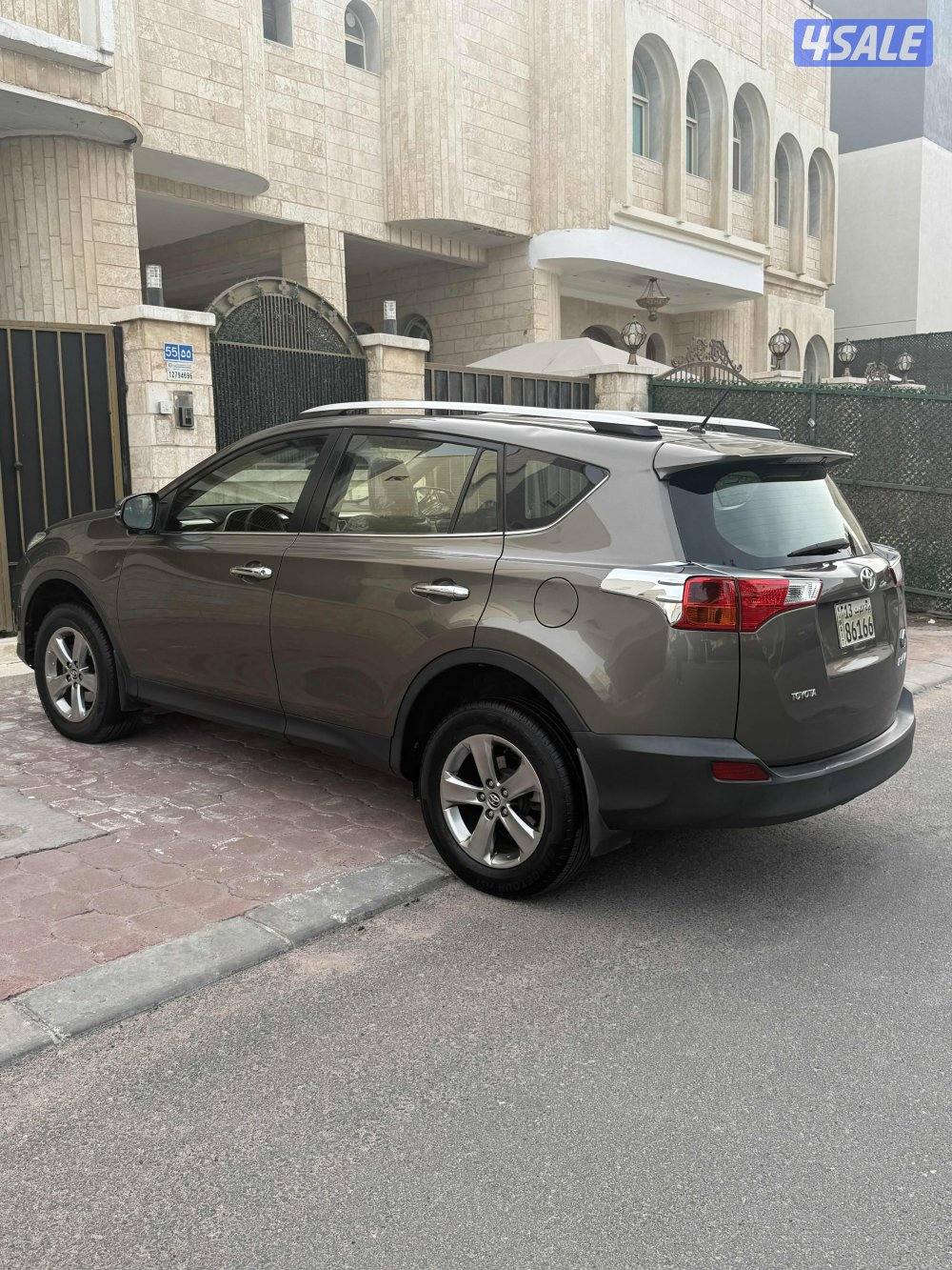 راف فور أعلى مواصفات موديل 2015 سيرفس وكالة5