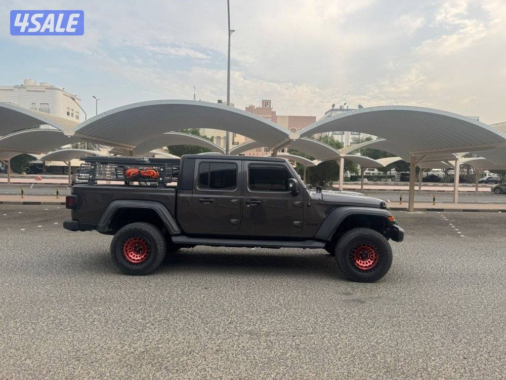 جيب قلاديتور ٢٠٢١4