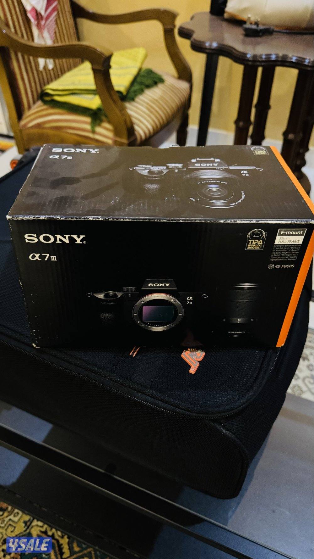 كاميرا سوني a7III استعمال خفيف جدا وشبه معه عدسة 70/286