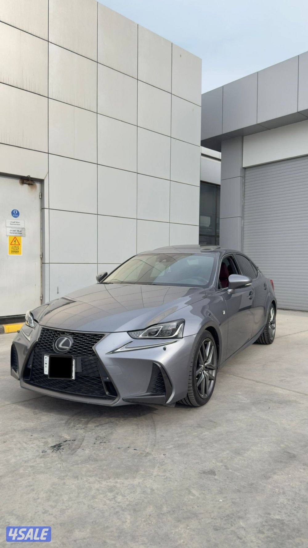 للبيع LEXUIS IS FSPORT بحالة الوكالة2