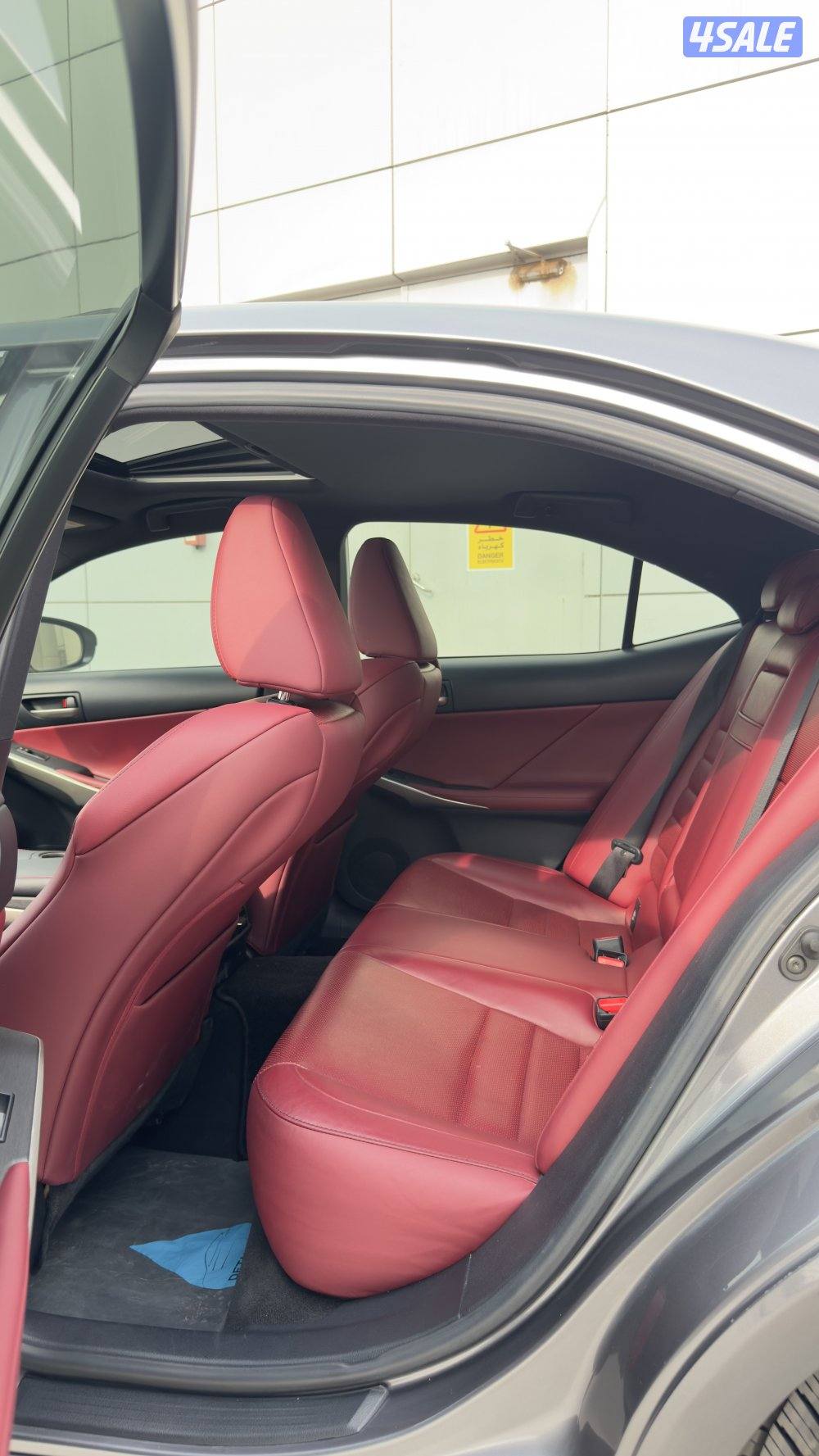 للبيع LEXUIS IS FSPORT بحالة الوكالة8