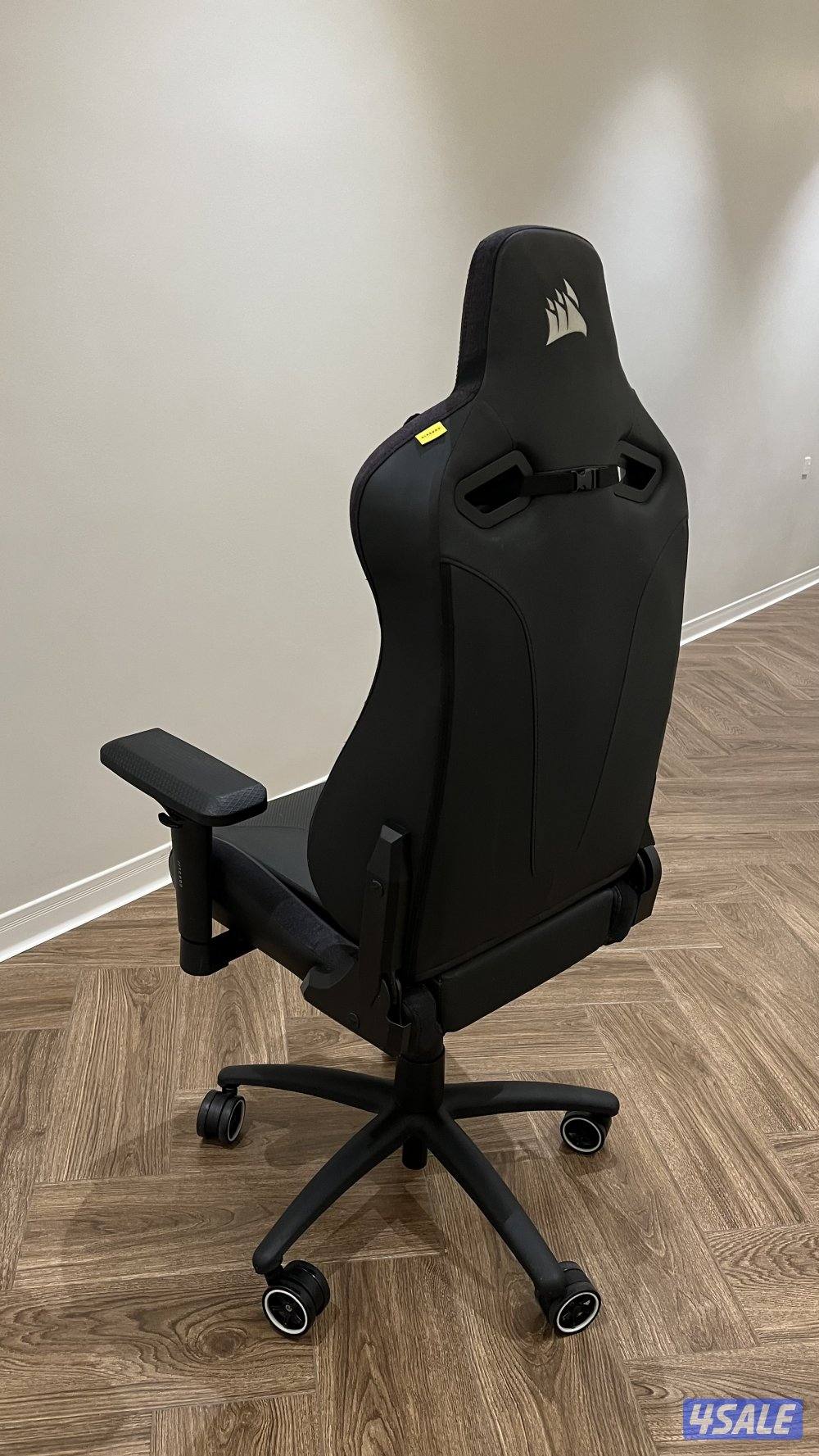 للبيع كرسي كورسير TC2004