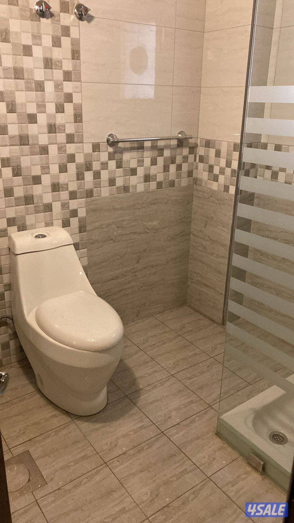 للايجار 5شقق نفس البيت بالمطلاع ويوجد أدوار وقسايم7