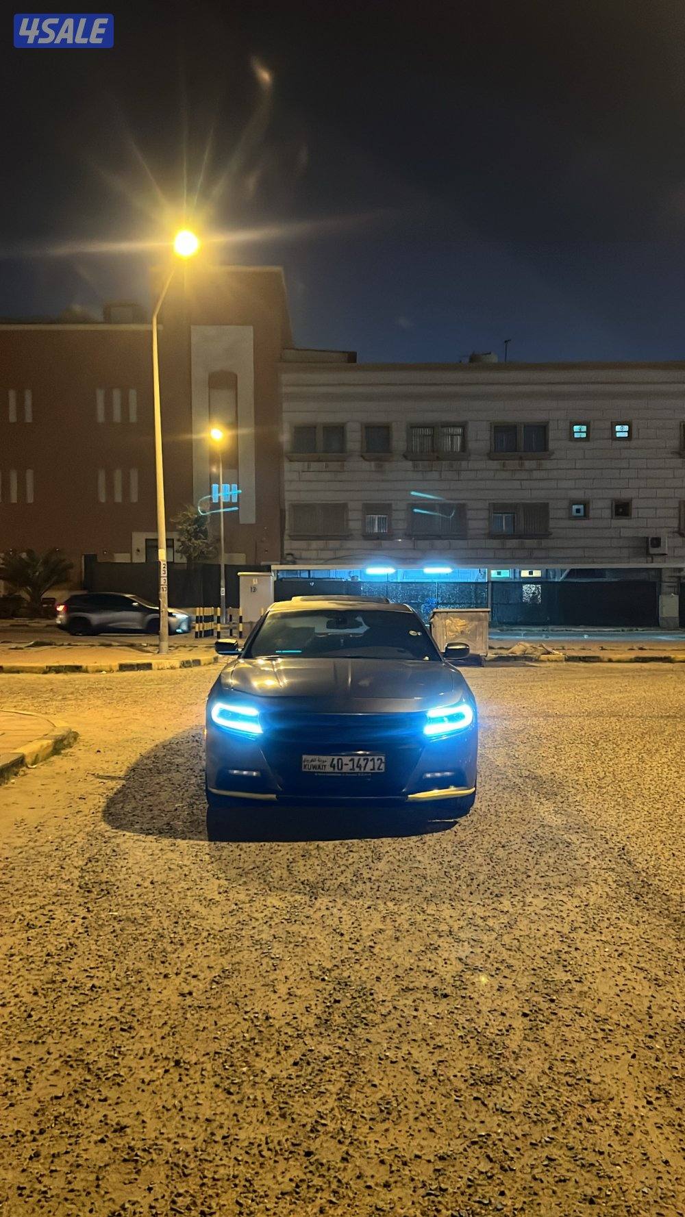 للبيع دوج تشارجر 8 سلندر1