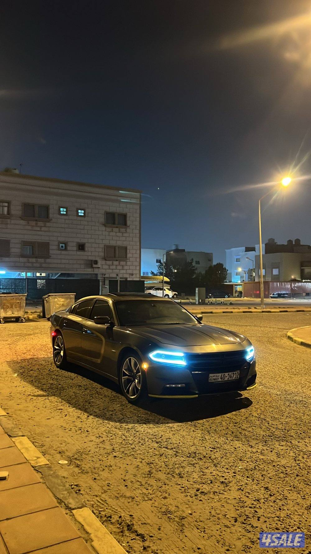 للبيع دوج تشارجر 8 سلندر2