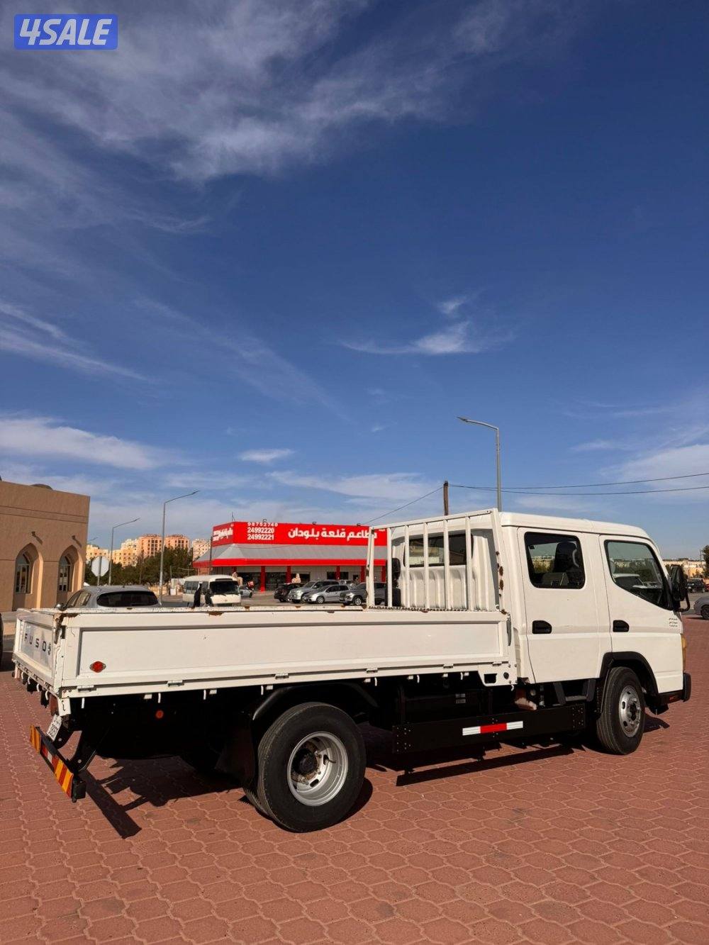 للبيع هاف لوري دبل كبينة موديل 2022 وارد الملا4