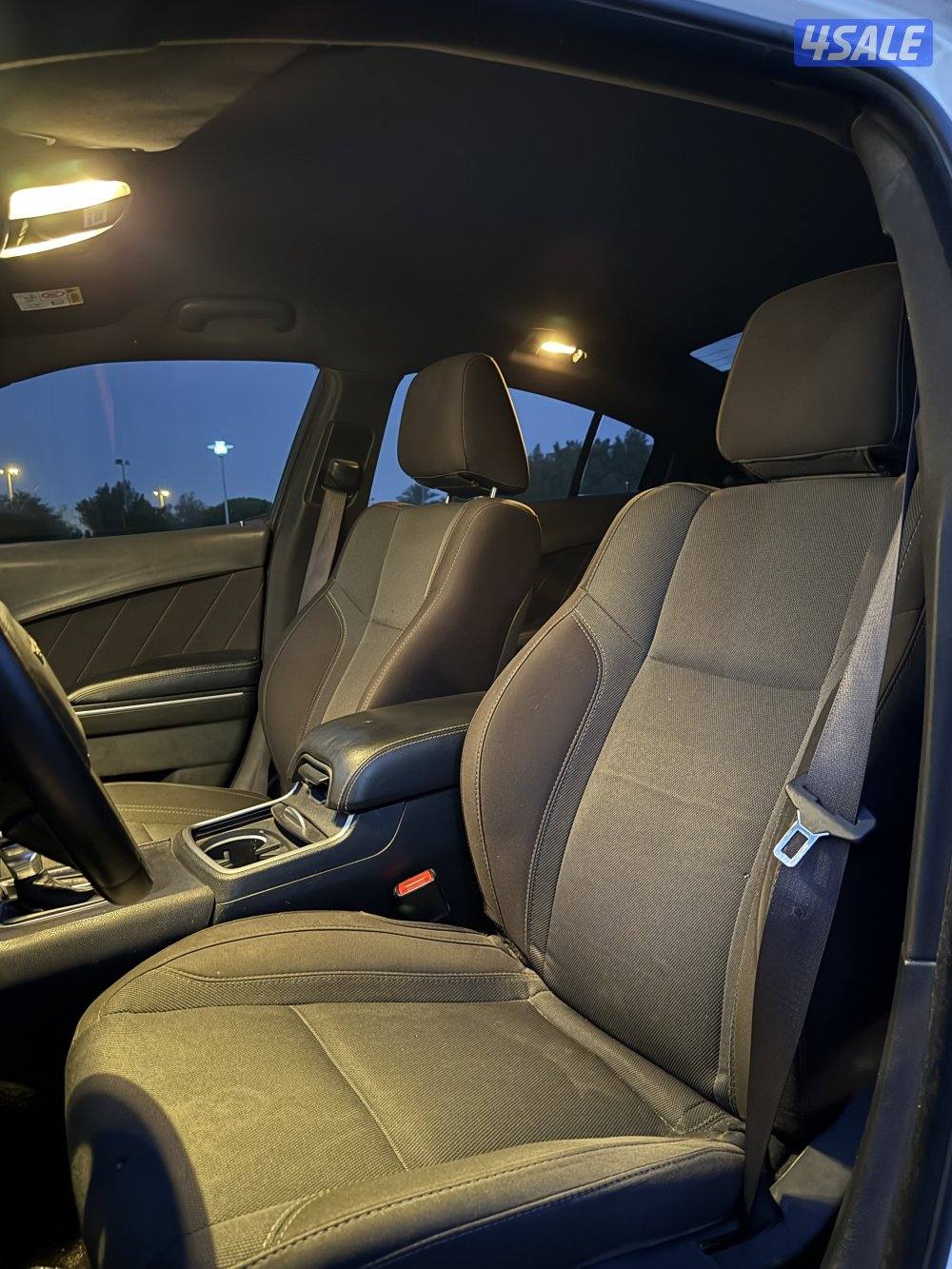 للبيع دودج تشارجر 20171