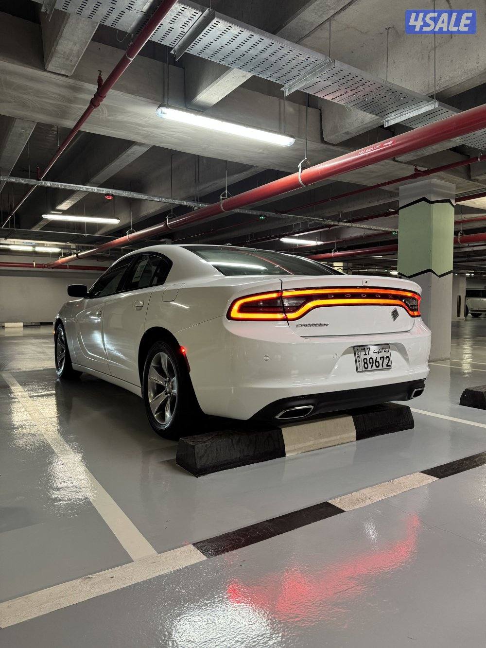 للبيع دوج تشارجر 2020 ماشي 66 الف قمة في النظافه3