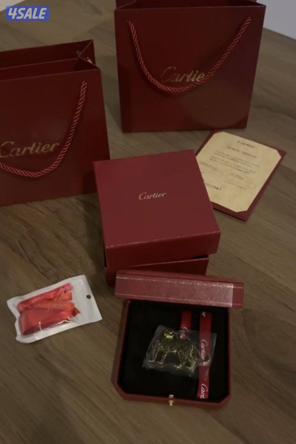 تعليقات كارتير وديور1